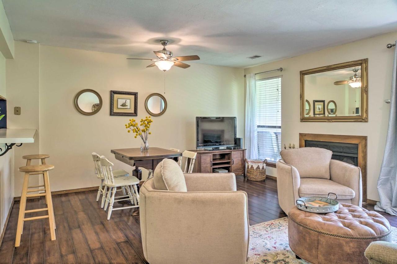 Pet-Friendly Branson Retreat With Pool And Golf Access 아파트 외부 사진